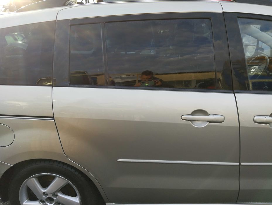 Mazda 5 2.0D 2006r.Drzwi tylne prawe.
