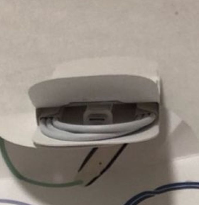 Apple Iwatch зарядное оригинальное  утстройство для часов (упаковка)