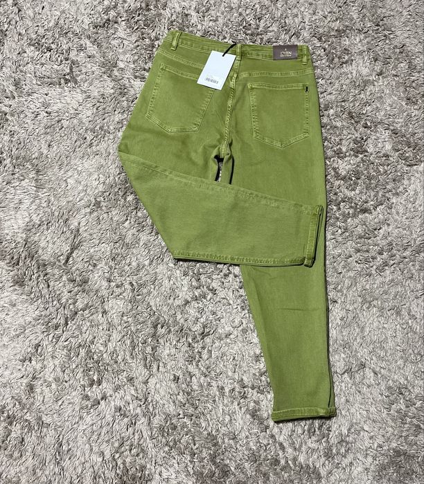 Джинси виробник італія