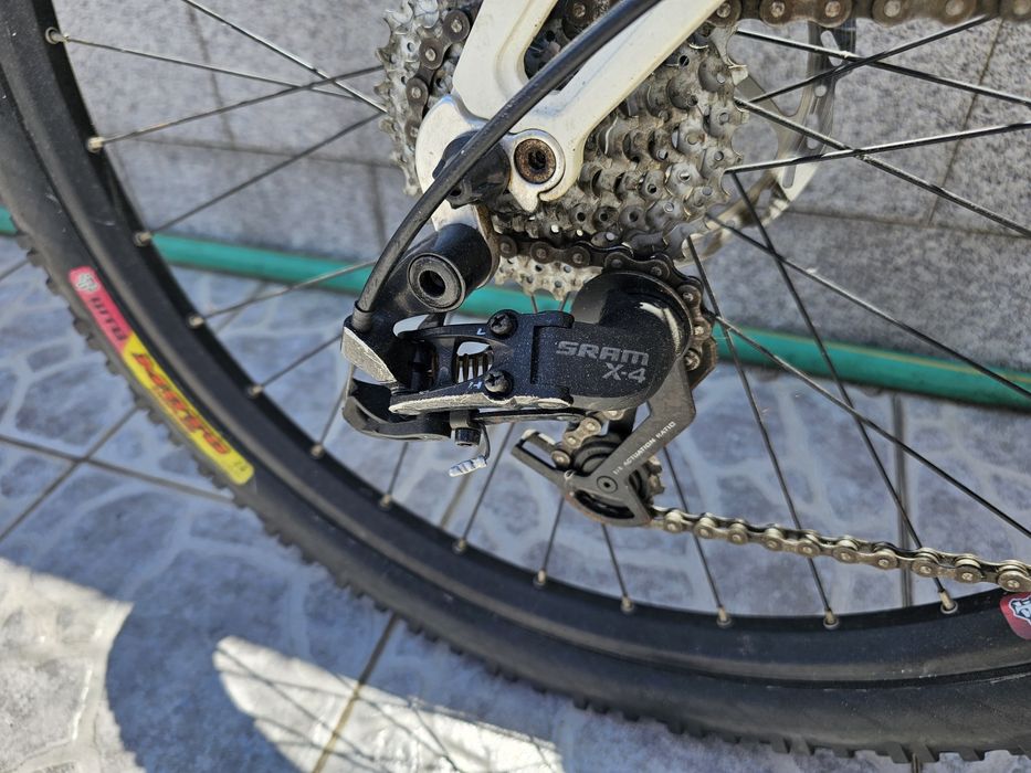 Berg Trailrock 5.8 SX - BTT / Suspensão Total