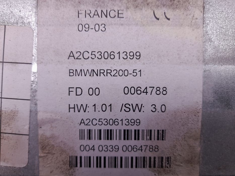 Rádio / auto-rádio BMW X5 (E53)