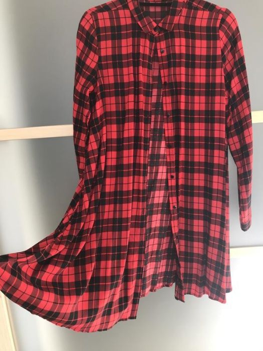 Сукня сорочка картата Рубашка платье в клетку Cropp красно-черное Кроп