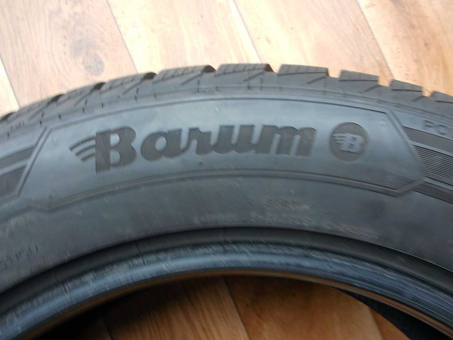 Barum Polaris 5 235/60/18 107V XL z 2023r jak nowe