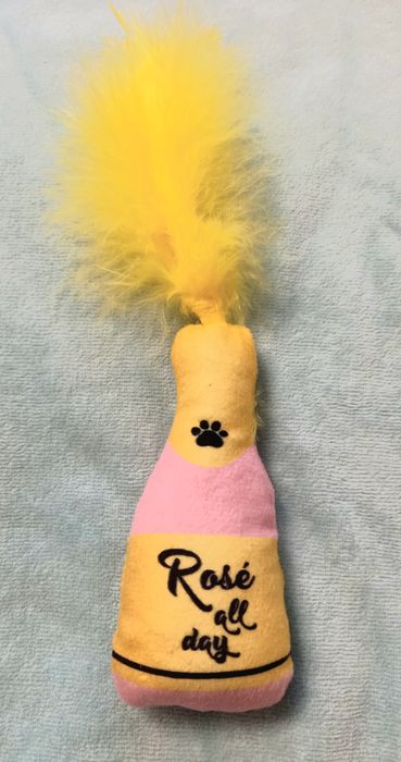 Мягкая игрушка для кошки.