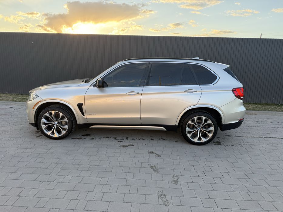 Свіжо пригнана друга машина в сімї BMW X5