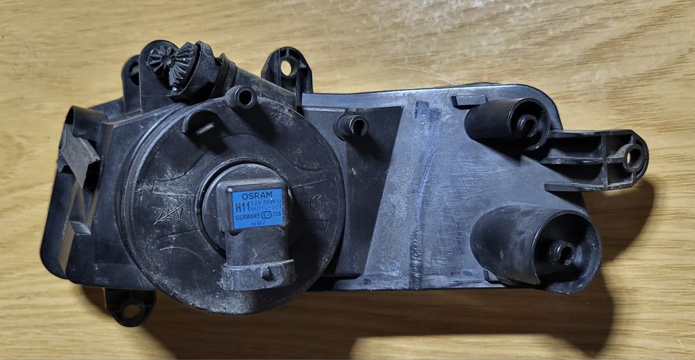 Oryginalny halogen prawy Audi A6 C6 lift (2008–2011) – HELLA