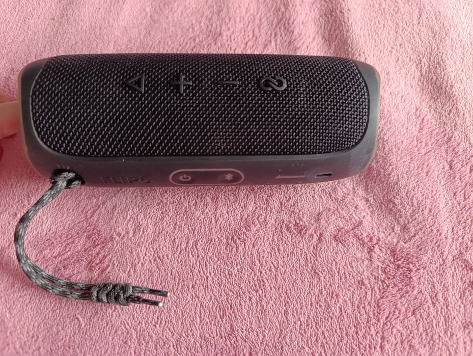 Портативна колонка  JBL Flip Essential 2