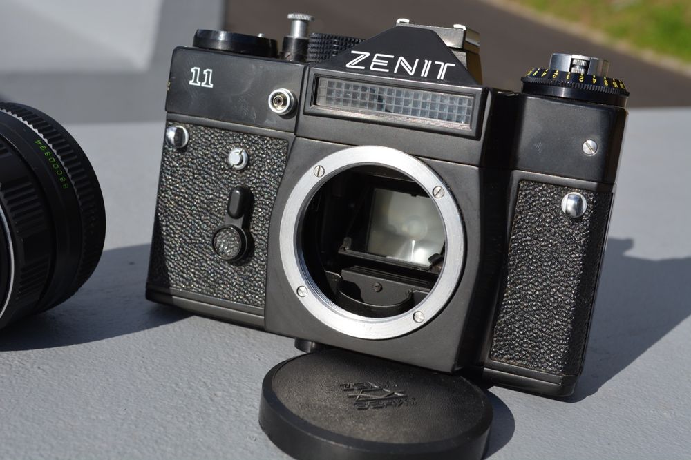 Camara Zenit 11.