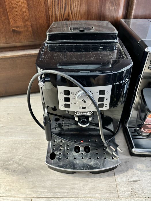 Кавомашина Delonghi magnifica S, Delonghi ECAM