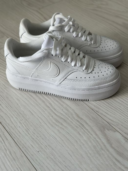 Кросівки Nike Court Vision Alta