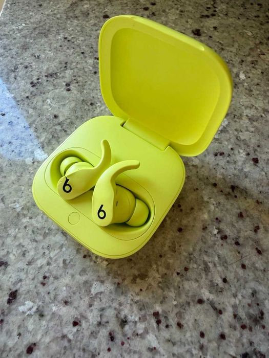 Bezprzewodowe słuchawki Beats Fit Pro Volt Yellow