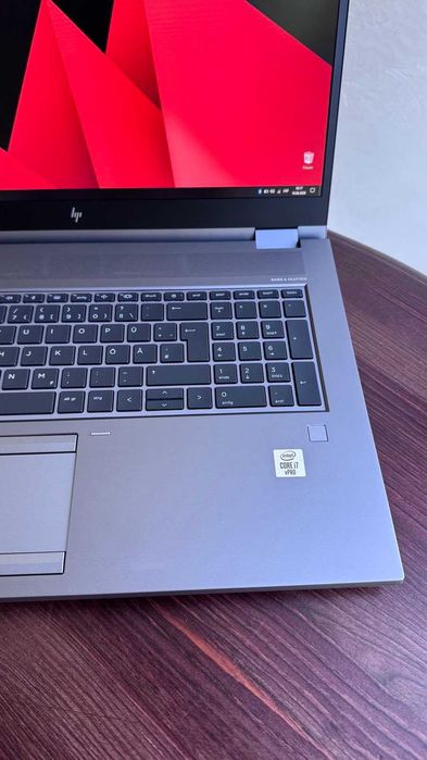 Екран 17.3"/Є один/HP ZBook Fury 17 G7/Архітектура/проєктування/Монтаж/3D