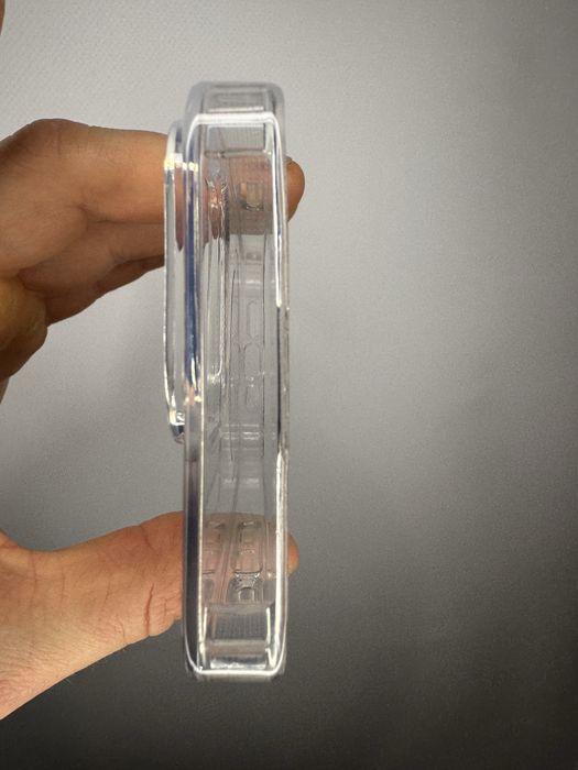 Чехол MagSafe для iPhone прозрачный