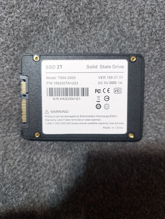 SSD 2TB   (nowy)