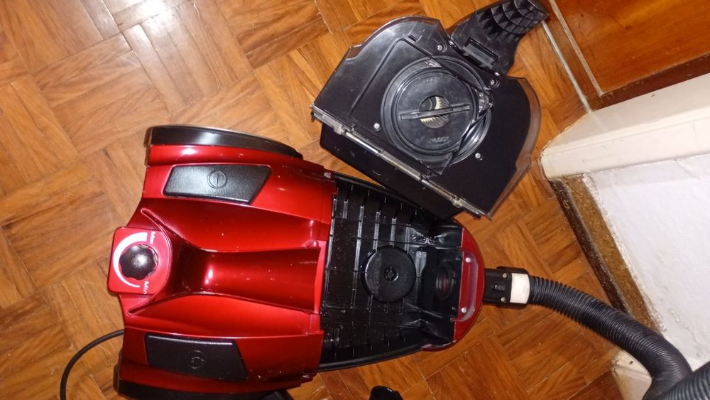 Aspirador sem Saco Hoffen