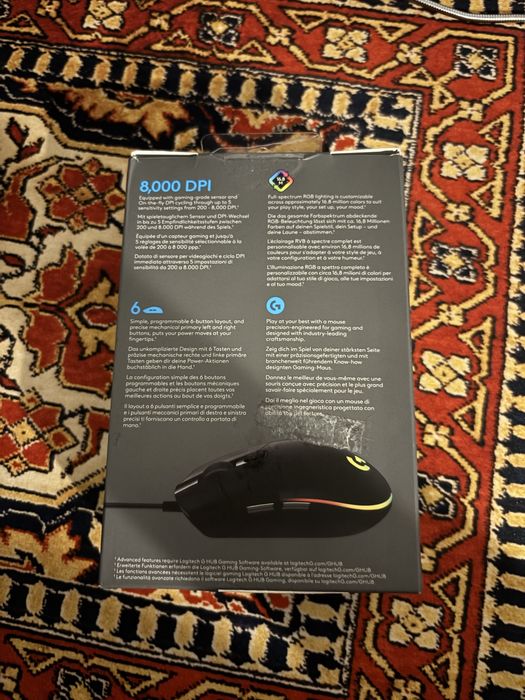 Logitech G203 LIGHTSYNC RGB 8000 DPI – stan idealny, pełny zestaw