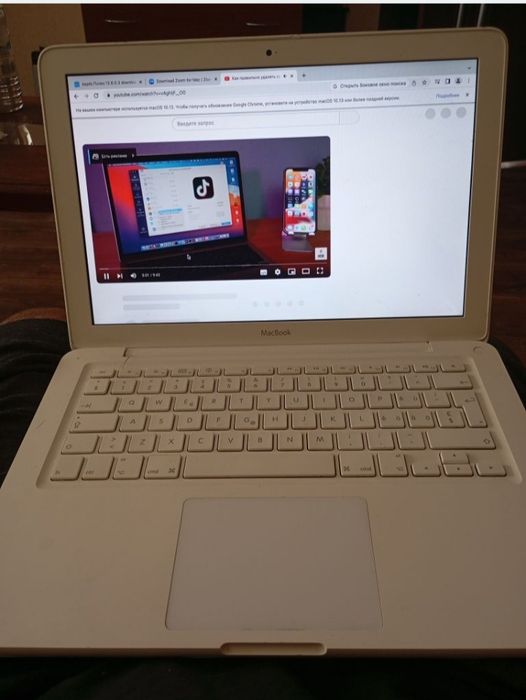 Apple MacBook Pro (13-inch)
Macbook працює відмінно, дуже