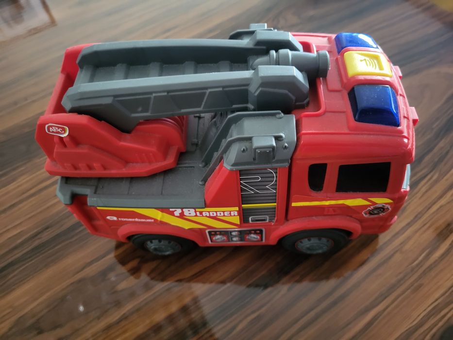 Brinquedo carrinho de bombeiros