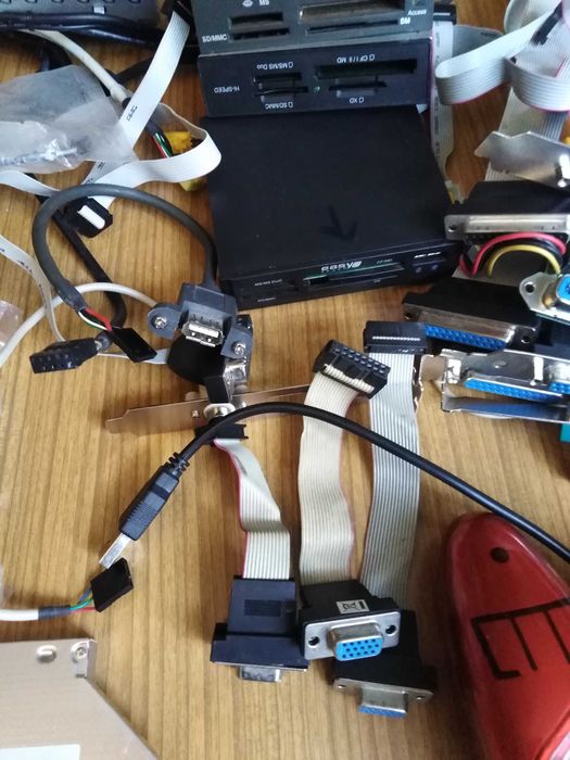 PC Czytniki kard kable i inne PC