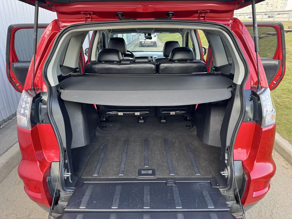 Mitsubishi Outlander 2.3 did 4*4  з Швейцарії