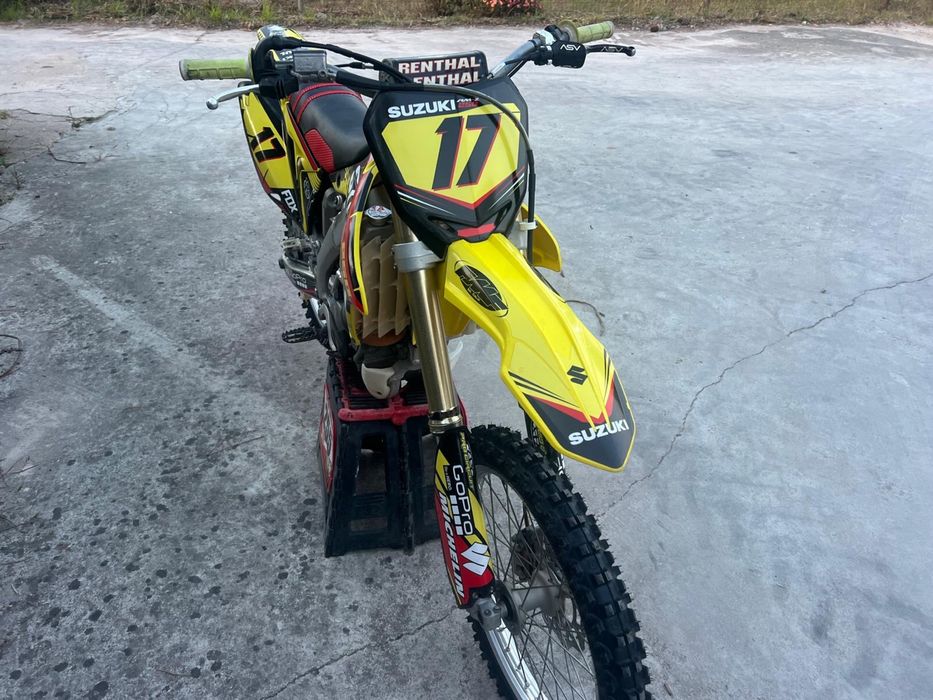 Vendo Suzuki rmz 250 2014