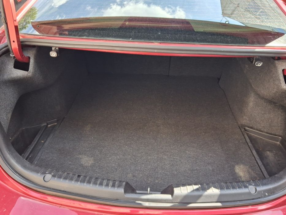 Продам свою машину. Mazda 6, 2,5 бензин, 2014 року.