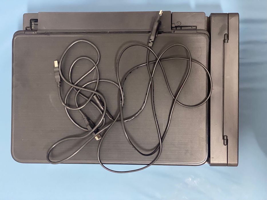 Impressora Epson EcoTank ET-2600 – Com tinta, pronta a usar