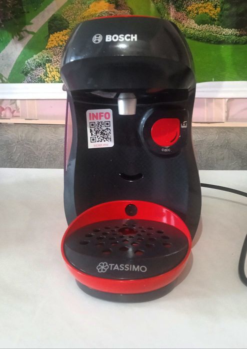 Капсульна кавоварка Bosch Tassimo Happy Red