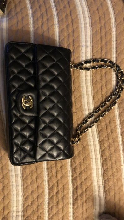 Mala Chanel (óptimo estado)