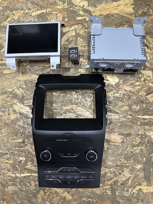 Экран Мультимедиа Sync 2, 3 Ford Edge