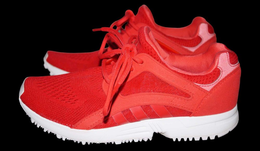 Damskie buty sportowe Adidas Racer Lite r. 36 2/3