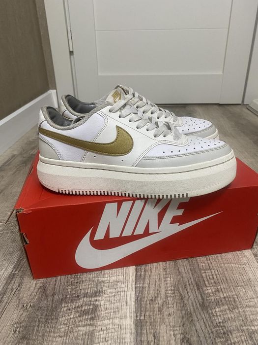 Кеди жіночі Nike 40.5