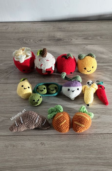 Jedzenie na szydełku warzywa i owoce