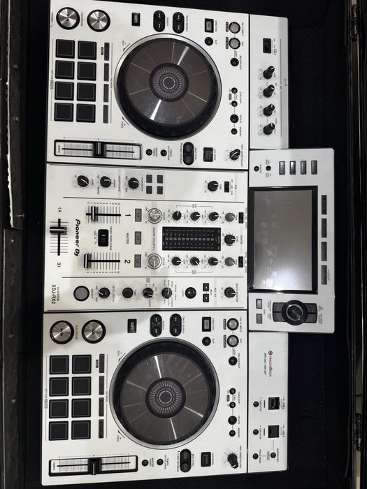 Pioneer XDJ-RX2