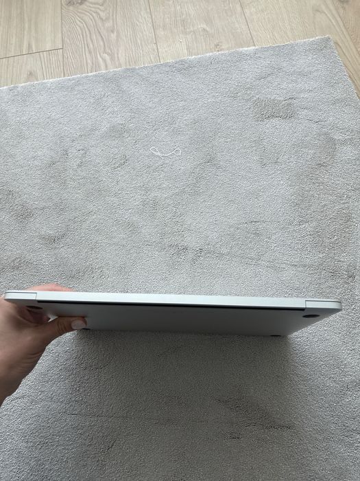 MacBook Pro 13” 2017 Cinzento — i5 2.3 GHz / 8 GB RAM / Bateria excelente / Sem riscos