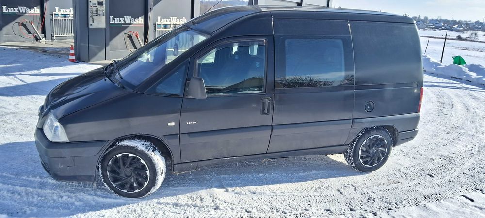 Fiat Scudo 2006 рік 2.0 газ бензин пасажир
