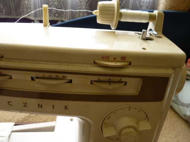 Maszyna do szycia Łucznik 814