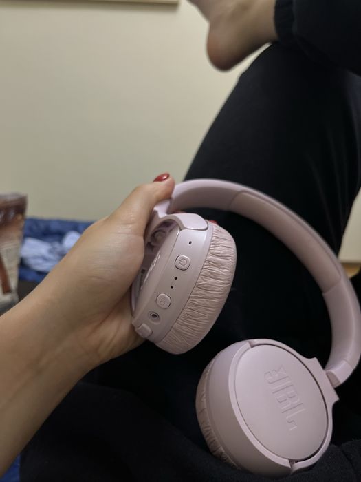 JBL Headphones64862010262017122