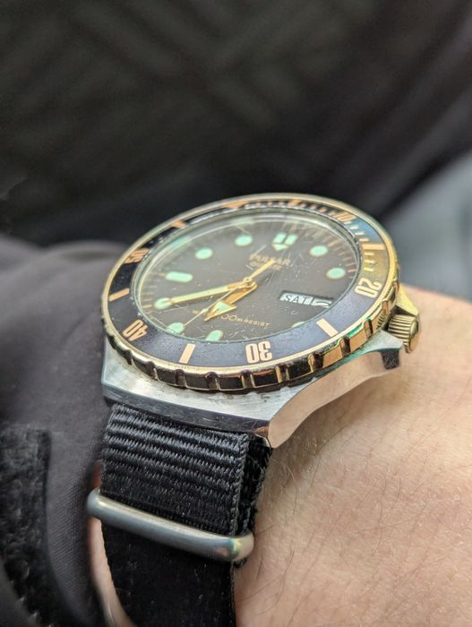 Часы наручные PULSAR Day-Date 38mm 10bar/100m water resist (дочерняя компания Seiko)