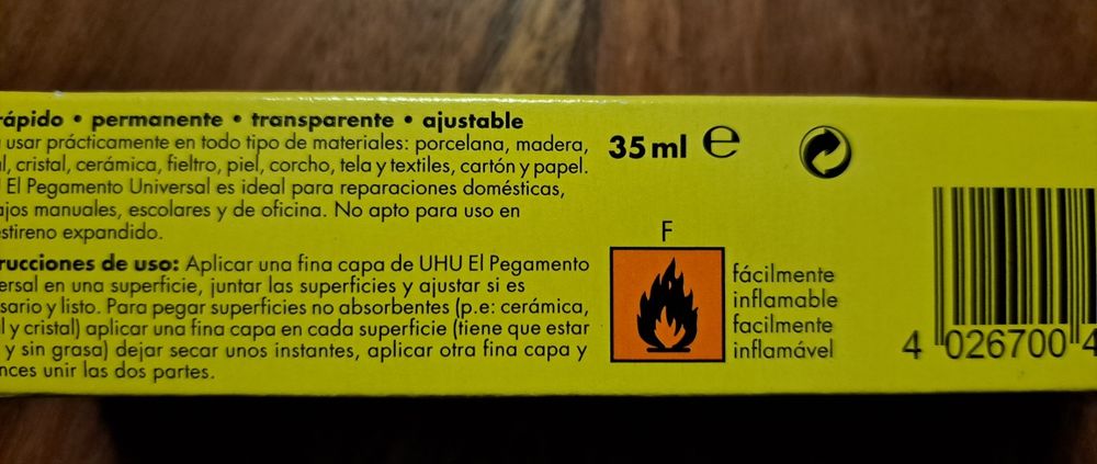 Cola UHU Stic e bisnaga