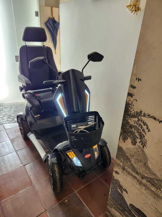 Scooter de mobilidade Pantera (Stannah) com 2 baterias novas