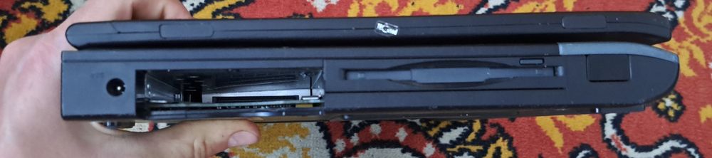 Laptop fujitsu Siemens RETRO