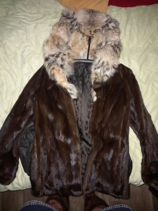 Норковая шуба с капюшоном