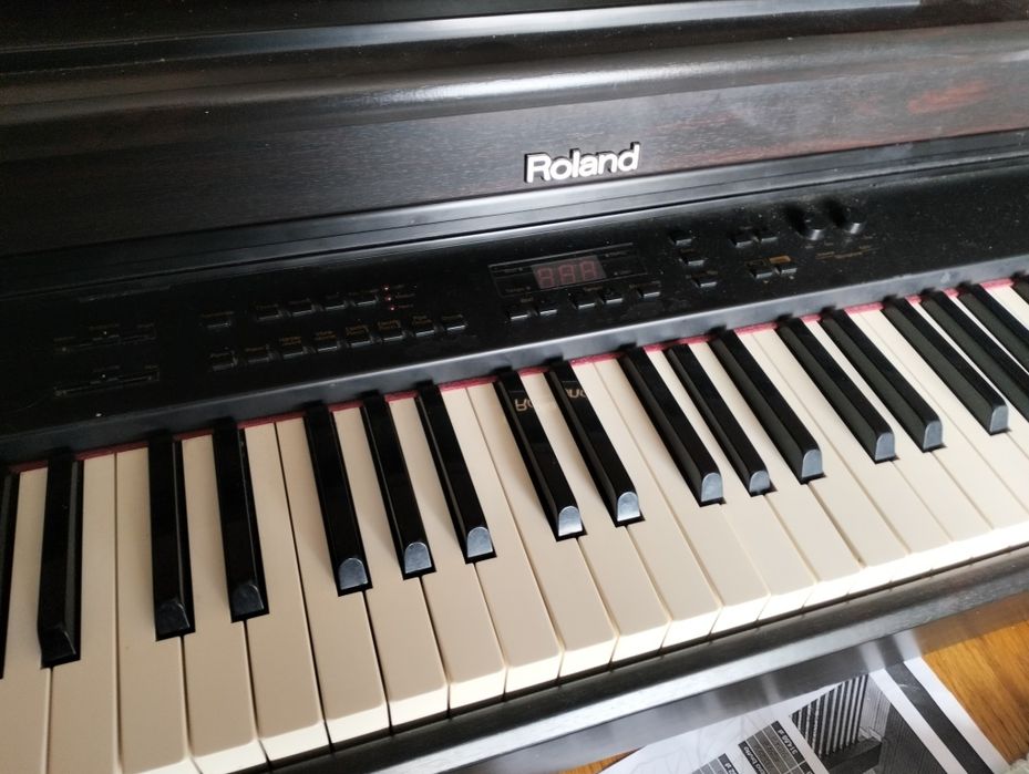 Sprzedam pianino cyfrowe Roland HP 530e