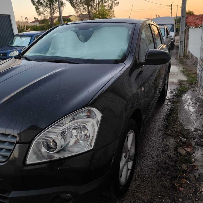 Nissan Qashqai 1.5 dCi 2008, Tekna, 207.000 km [avaria no motor]