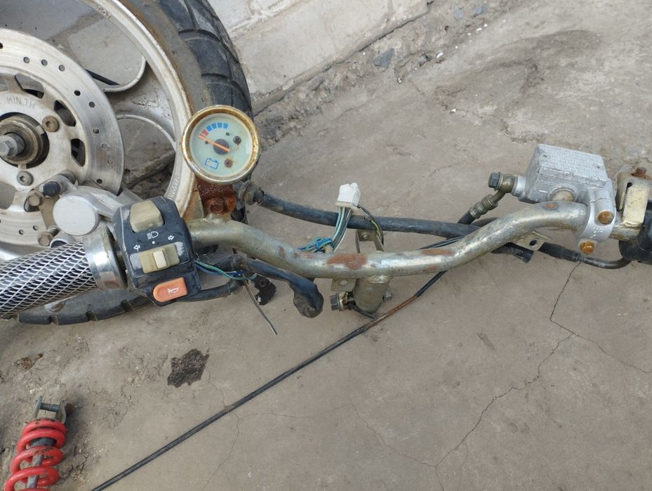 Запчасти для скутера