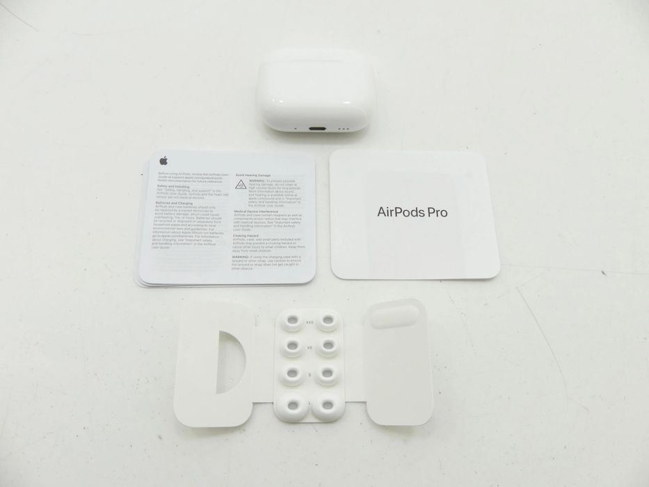 OUTLET Apple AirPods Pro 3 generacji etui MagSafe gwarancja Apple