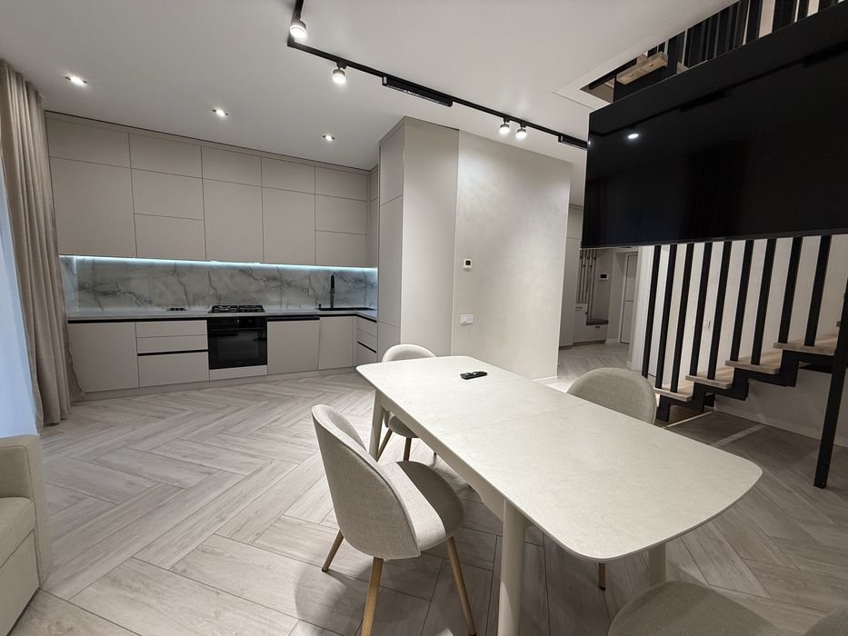 Продаж дуплекса на Немирівському шосе