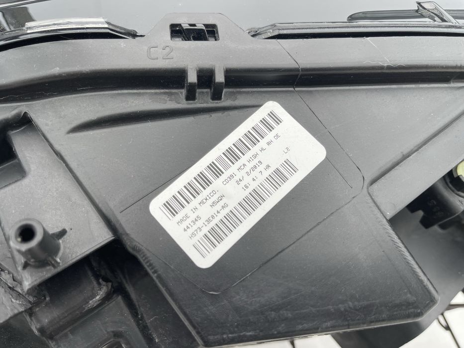 Фара права Ford Fusion full led