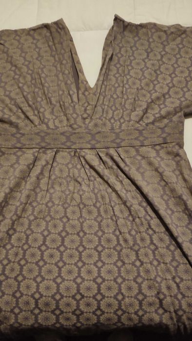 Vestido pelo joelho